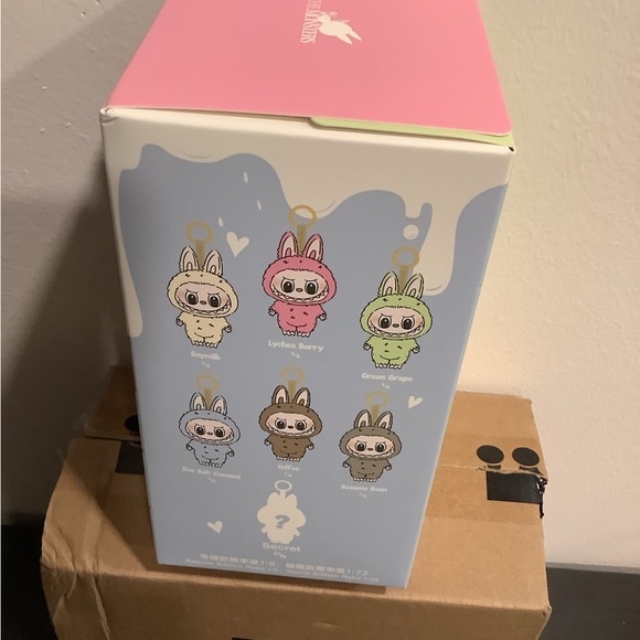 Labubu Exciting Macaron 🛍 - Picture 4 of 4